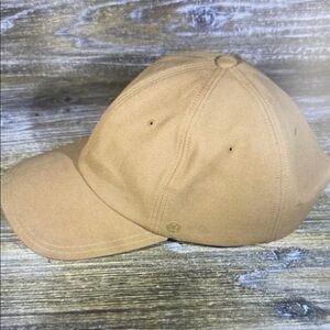 Lululemon‎ Classic Unisex Ball Cap Tan Khaki Logo One Size OS READ
